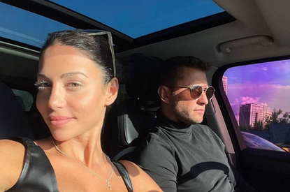 «Не дай Бог иметь такого мужа. Всю чужую микрофлору в дом принесет»: жена комика Ильи Соболева пожалела Брутян