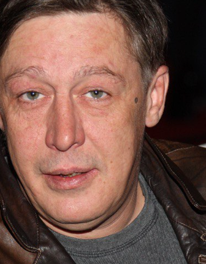 Михаил Ефремов отозвал просьбу заменить ему срок в колонии на принудительные работы