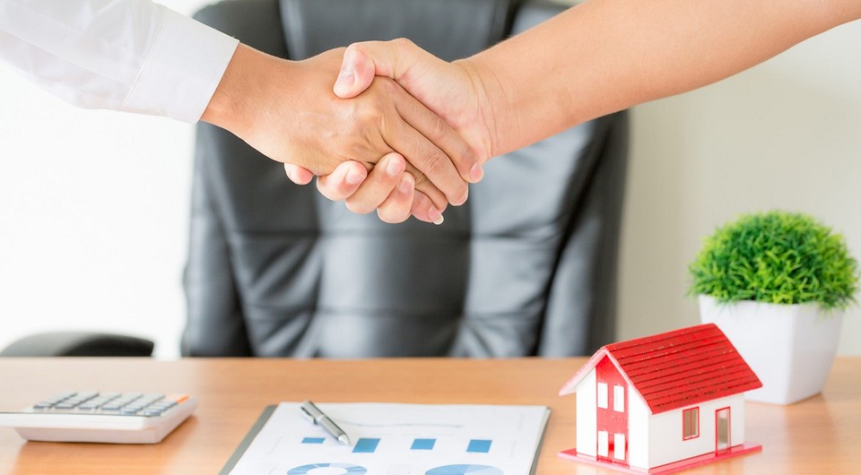 Как продать квартиру в ипотеке: 4 способа не нарушить закон