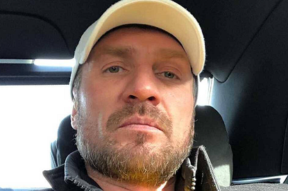 «Есть шанс, что выживет»: врач Романа Костомарова рассказал о лечении спортсмена