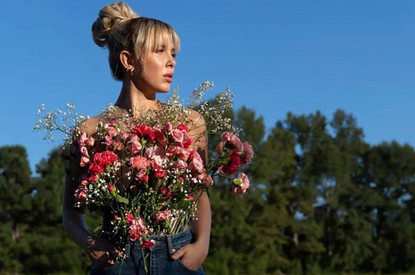 Милли Бобби Браун из «Очень странных дел» отмечает 19-летие: чем еще знаменита юная актриса