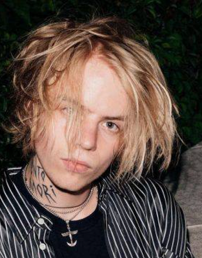 Рэпер Pharaoh женился на финалистке «Битвы Экстрасенсов»