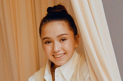 Камила Валиева вышла в свет с новым спутником