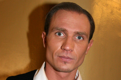 Роман Костомаров ослеп на один глаз