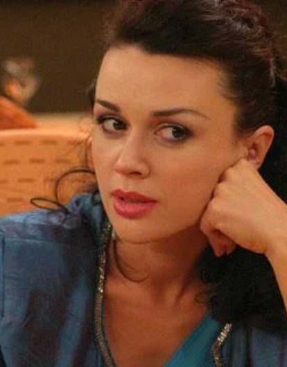 Анастасию Заворотнюк выписали из онкологической клиники