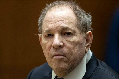 Харви Вайнштейн приговорен к 16 годам тюрьмы по делу об изнасиловании