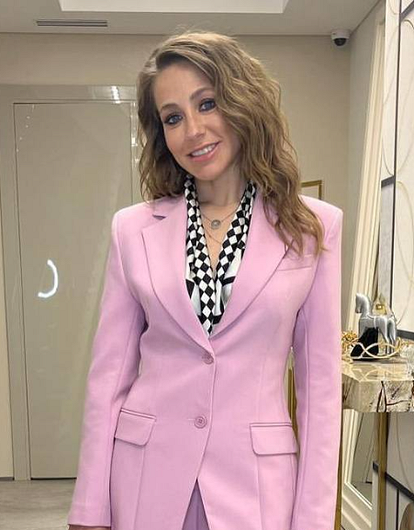 Юлия Барановская опубликовала фото без макияжа и одежды