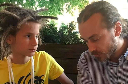 «Нет у меня больше внука»: отец Децла отказался от общения с его единственным сыном