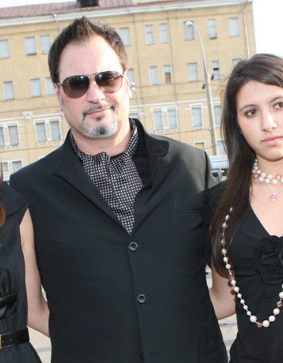 Бывшая жена Меладзе впервые рассказала, что их развод довел старшую дочь до болезни