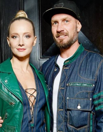 «Делается все возможное и невозможное»: жена Костомарова впервые рассказала о его лечении