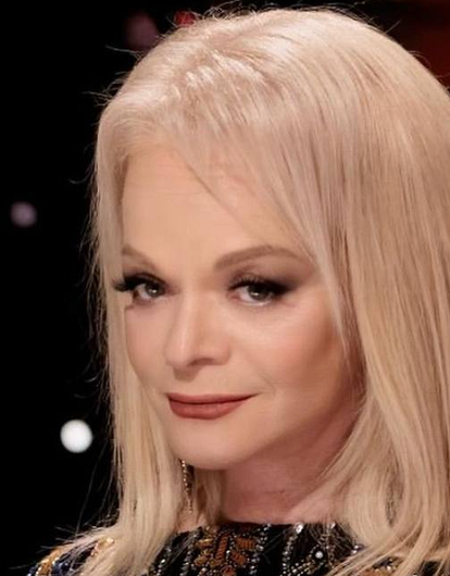 Кто жених? Ларисе Долиной сделали предложение руки и сердца прямо на концерте