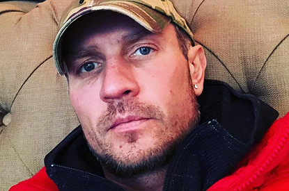 У Романа Костомарова прогрессирует некроз рук после ампутации стоп