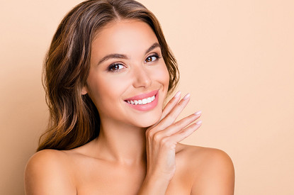 Как добиться идеально гладкой кожи: 5 советов косметолога