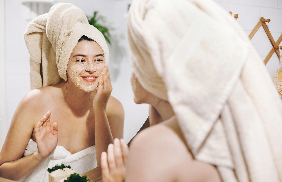 Как добиться идеально гладкой кожи: 5 советов косметолога