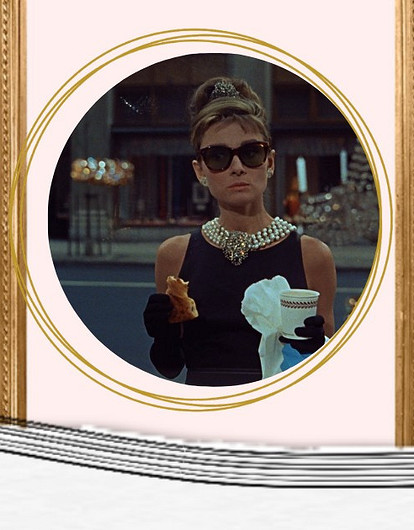 «Вайфареры» как у Холли Голайтли, «авиаторы» как у Говарда Хьюза и другие классные солнцезащитные очки на все времена