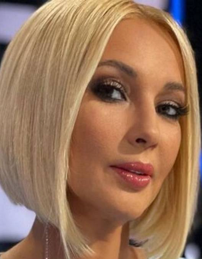 Вот это да! Лера Кудрявцева показала фото с выбитым зубом и без макияжа