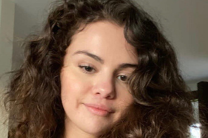 Конфликты с Хейли Бибер и нездоровый образ жизни: за что еще не любят Селену Гомес