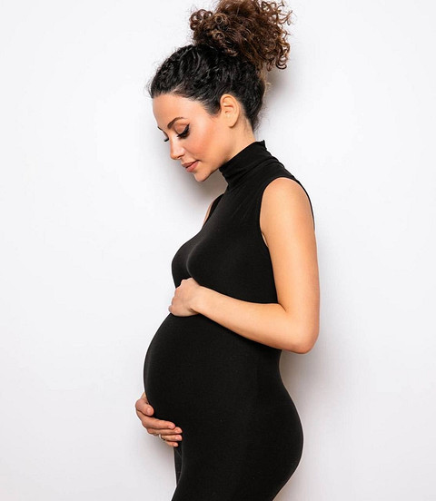 «В ожидании чуда»: Зепюр Брутян показала свое первое беременное фото