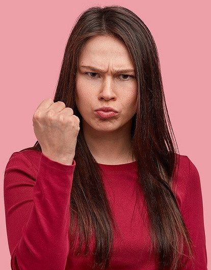 Истории людей, которые вечно воюют с соседями (иногда сами того не подозревая)