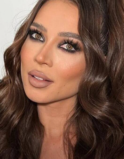 Суд запретил блогеру Лерчек пользоваться интернетом