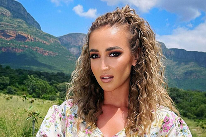 Жгучая брюнетка: Ольга Бузова кардинально сменила имидж