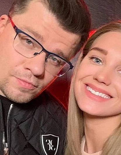 Кристина Асмус объяснила, почему не съезжает из дома Гарика Харламова