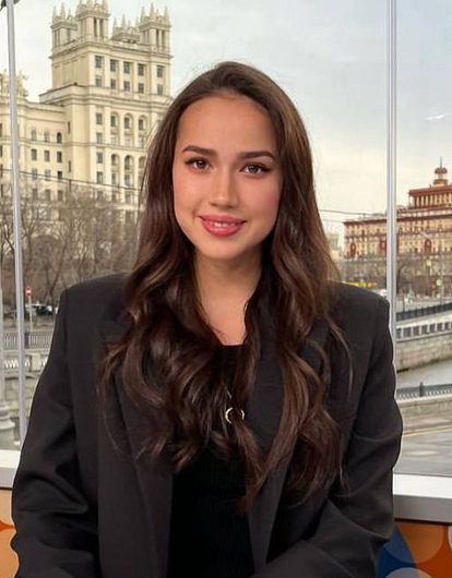 Фигуристку Алину Загитову сравнили с Моникой Беллуччи на свежих снимках