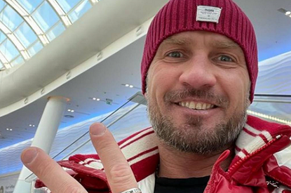 Роману Костомарову ампутировали пальцы на левой руке