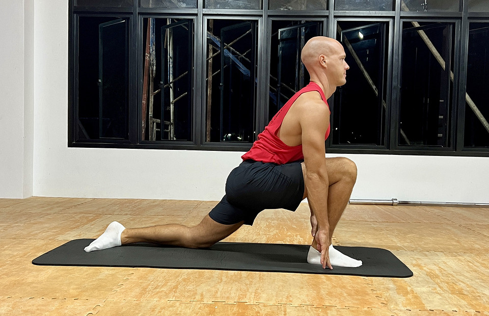 Стретчинг: 6 упражнений для эффективной тренировки и советы эксперта