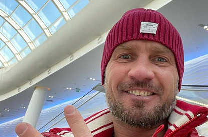 «Меня подрихтуют, и я вернусь к вам»: Роман Костомаров сделал первое обращение из больницы