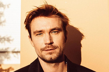 Александр Петров появился на публике с обручальным кольцом