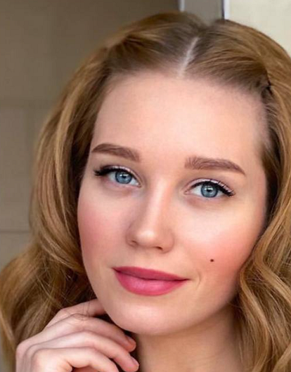 Кристину Асмус оскорбили во время откровенной сцены в спектакле