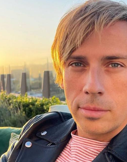 С грудничками: Максим Галкин* показал архивное фото Аллы Пугачевой с детьми