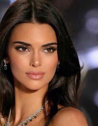 От Гарри Стайлса до Bad Bunny: все возлюбленные Кендалл Дженнер