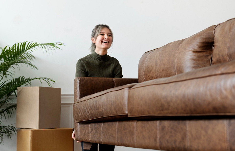 Вторая жизнь любимого дивана: что делать со старой мебелью, если не хочешь ее просто выбросить