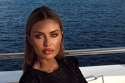 Виктория Боня показала редкое фото дочери с тяжелобольным отцом