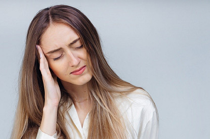 Боль в висках: почему возникает и 7 способов быстро избавиться