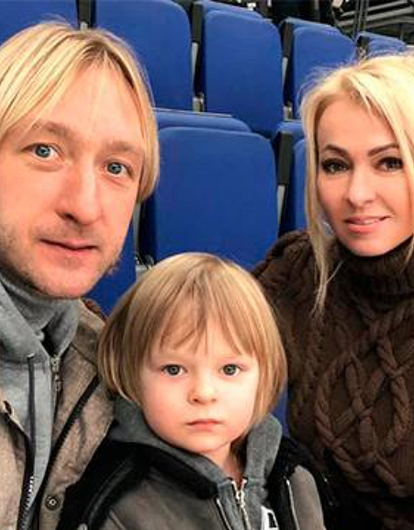«Не надо! Я не хочу»: сын Рудковской и Плющенко не рад рождению сестры