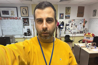 Иван Ургант дал концерт в уличном переходе