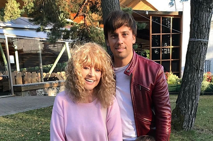 Пугачева и Галкин* показали, как провожают детей в израильскую школу