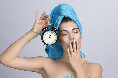 Ночная смена: 6 критичных ошибок, которые ты допускаешь, используя бьюти-средства перед сном