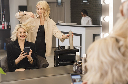 Лунный календарь стрижек на апрель 2023: благоприятные и неудачные дни