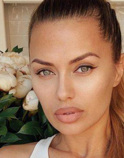 «Я в шоке от результата»: Виктория Боня показала лицо после первой пластики