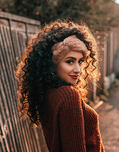 Секреты здоровья вьющихся волос: 7 правил для настоящих кудряшек