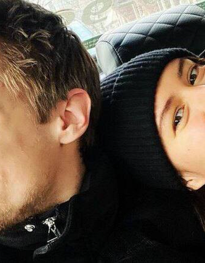 В Сети появилось редкое фото Ивана Янковского и Дианы Пожарской