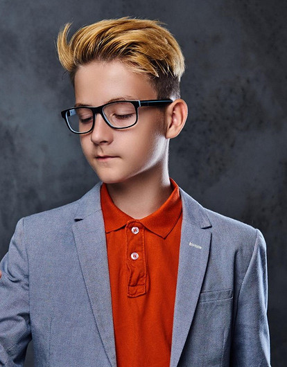 Это вам не игрушка: 5 критериев, которые помогут выбрать идеальный смартфон для школьника