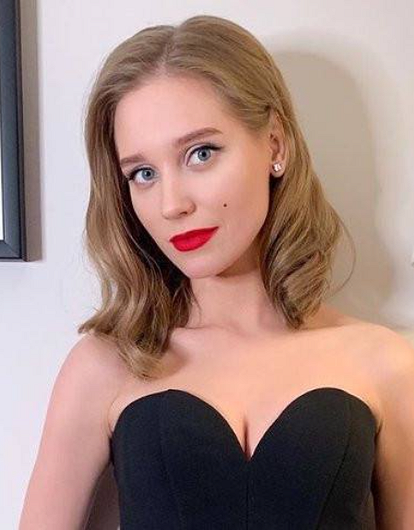 Кристина Асмус посетила премьеру сериала вместе с новым бойфрендом