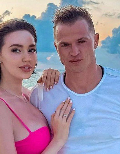 После травли: жена Дмитрия Тарасова решилась на пластику груди