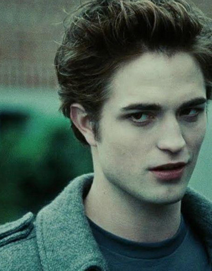 От Кристен Стюарт до FKA Twigs: с кем встречался главный вампир нулевых Роберт Паттинсон и чью кровь он пьет сейчас