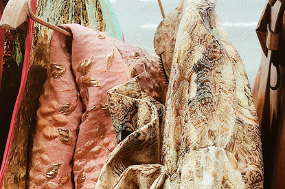 «Собираем эстетичный образ» и еще 6 советов от стилистов из соцсетей, которые всем надоели